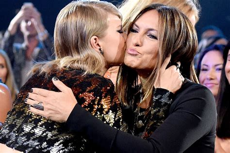 Mariska Hargitay Shares Rare Pic of Daughter at Taylor Swift Show with ...