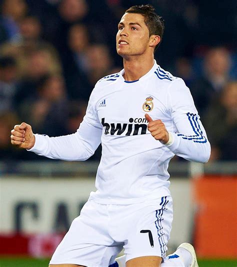 Albums 91+ Pictures Pictures Of Cristiano Ronaldo In Real Madrid Excellent