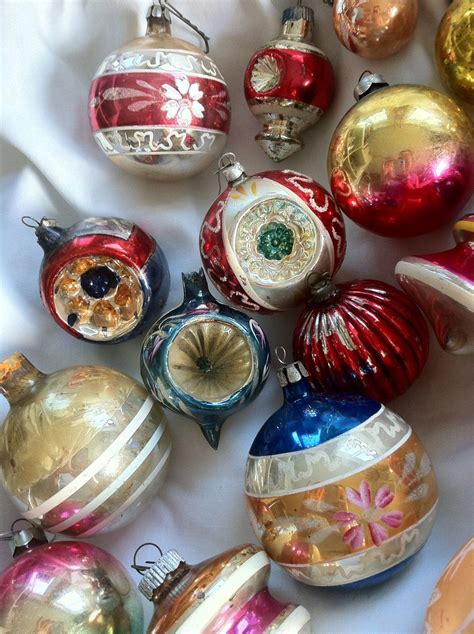 Old Fashioned Glass Christmas Ornaments - Christmas Decorations 2021