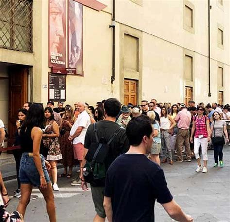 Accademia gallery skip the line tickets - Priority Access