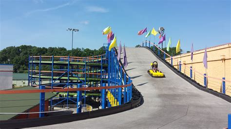 Nascar Go Karts In Pigeon Forge Tn : Ride on one of the four courses ...