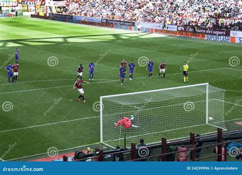 Soccer - the penalty kick editorial photo. Image of england - 24239996