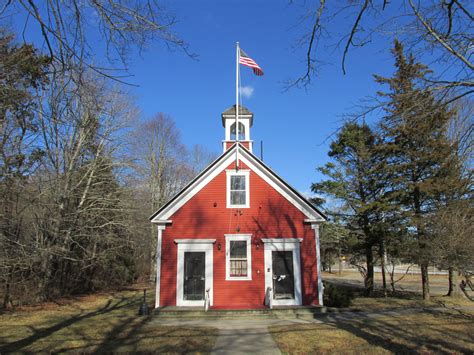 File:Little Red School House, Cedarville MA.jpg - Wikimedia Commons