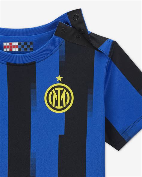 Inter Milan 2023/24 Home Baby/Toddler Nike Dri-FIT 3-Piece Kit. Nike IE