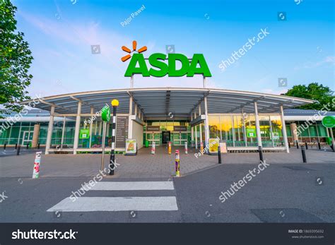 Stevenageenglandnovember 2020 Asda Supermarket Sunrise Company Stock Photo 1869395692 | Shutterstock