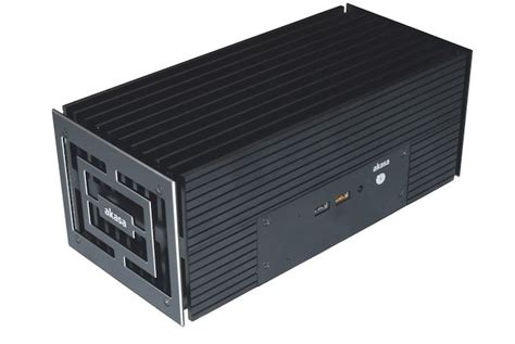 Akasa Turing Fanless Case Review: Unrivalled Noiseless NUC - Tinkering ...