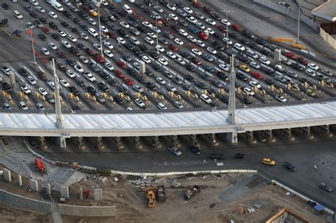 U.S.-Mexico Border Crossing in San Diego, the Nation’s Busiest Port of ...