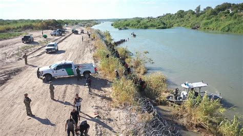 Migrant crossings surge at US southern border - Good Morning America