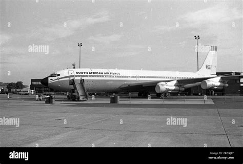 Boeing 707-320 AF-615 of the South African Air Force Stock Photo - Alamy