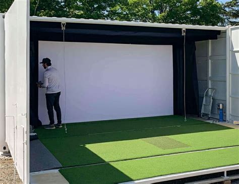 Best outdoor golf simulator | Home golf simulator, Indoor golf ...