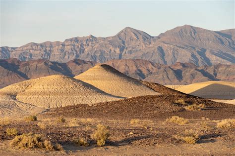 Eroded Tecopa Lake beds, SE California – Geology Pics