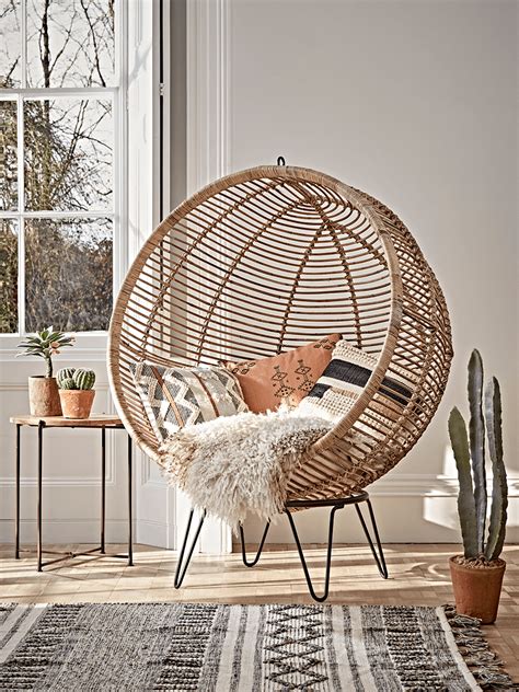 Round Rattan Cocoon Chair | Camera da letto idee, Sedia rattan, Soggiorno