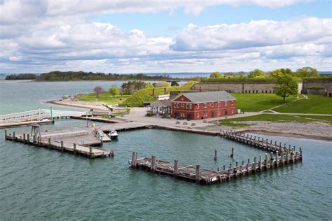 Boston Harbor Islands: Georges Island slip, dock, mooring reservations ...