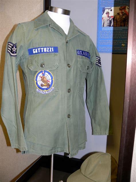 Heritage display shows off prior Air Force uniforms > 302nd Airlift ...