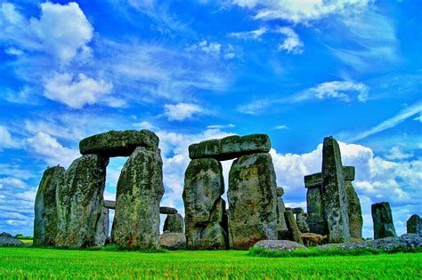 Mini-model of Stonehenge reveals how voices would have carried in ...