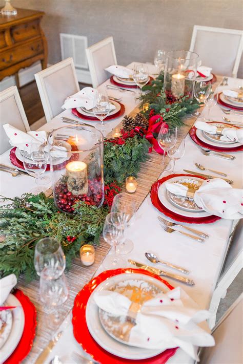 20+ Elegant Christmas Table Settings