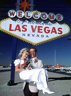 The Truth About Las Vegas Weddings (Infographic) - Campus Socialite