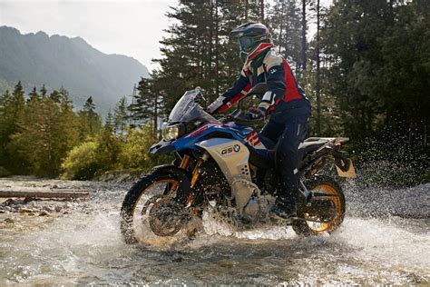 2019 BMW F850 GS Adventure released | Visordown