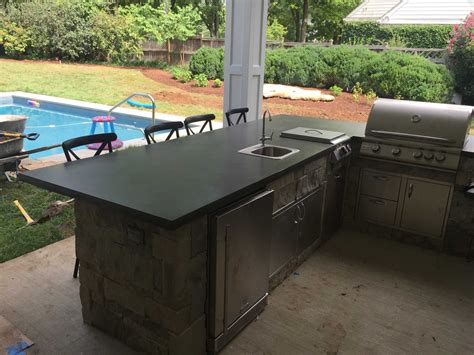 Outdoor Kitchen Granite Countertops Design — Randolph Indoor and ...