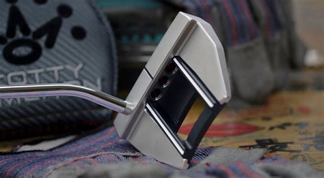 Scotty Cameron Putter Reviews: Futura 5.5M (2017)