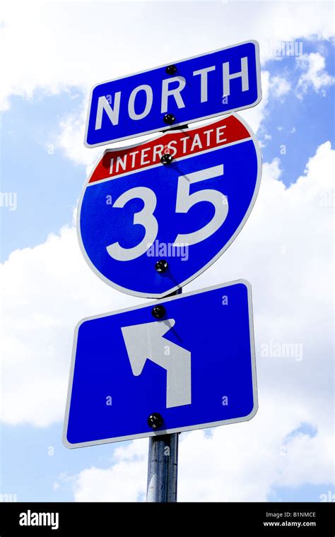 A highway 35 road sign in Texas Stock Photo - Alamy