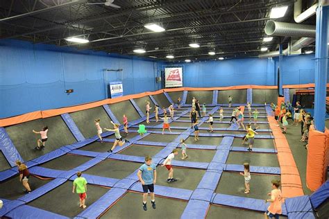 Sky zone trampoline park - lulidating