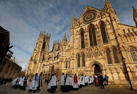 Church of England bishops criticized for ‘lavish lifestyles’ | World