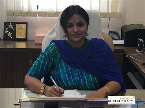 Ranu Sahu IAS appointed Collector- Kanker, Chattisgarh | Indian ...