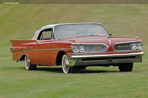 1959 Pontiac Bonneville | conceptcarz.com