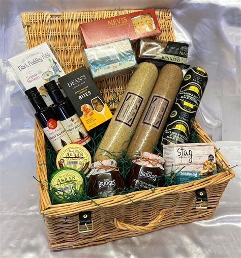 "The Isle of Harris" Luxury Scottish Food Hamper