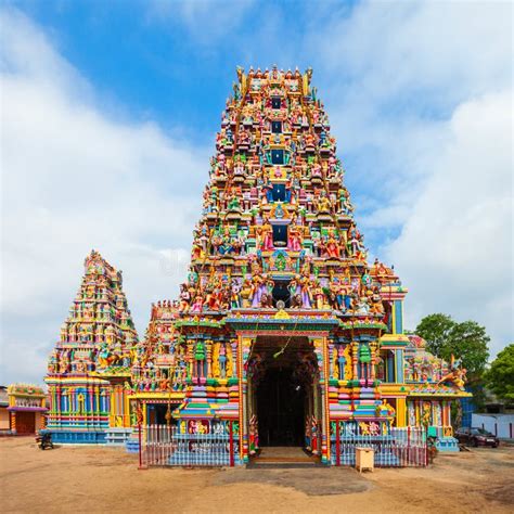 Pathirakali Amman Temple, Trincomalee Stock Image - Image of psychedelic, kovil: 234605213