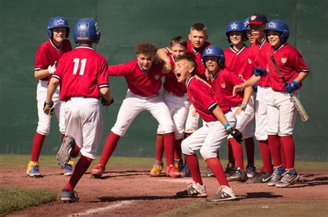 Spokane youth baseball teams make marks with acts of kindness | The ...