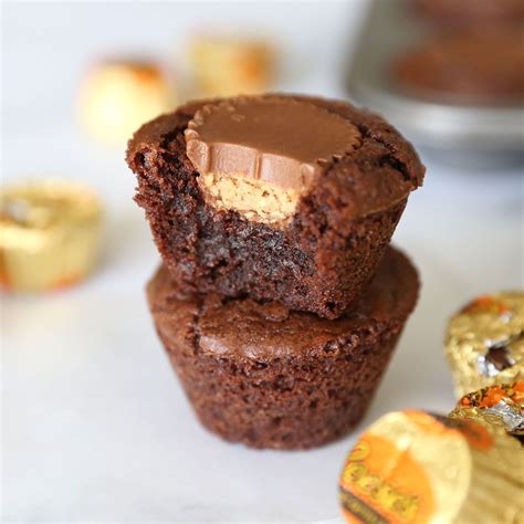 Peanut Butter Cup Brownie Bites: easy + delicious! - It's Always Autumn ...