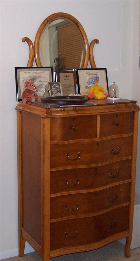 Antique Tiger Maple Dresser With Mirror - Antique Poster