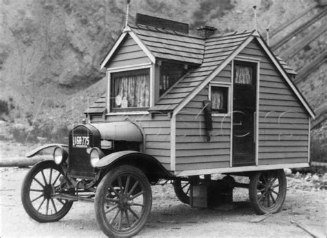 18 Vintage Motorhomes - They Don't Make 'em Like They Used To » HG