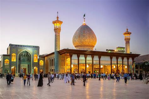 Iran, Shiraz City, Shah-e Cheragh … – License image – 71111726 lookphotos