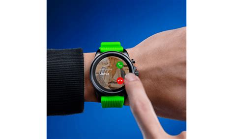 Fossil and Razer Unveil A Cool, Limited-Edition Gamer Smartwatch