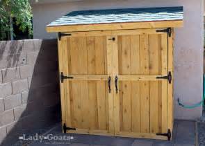 10 Charming DIY Outdoor Storage Ideas - Garden Lovers Club