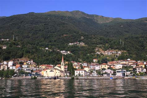 File:Pianello del Lario - Lake Como - Comer See IMG 3917.JPG