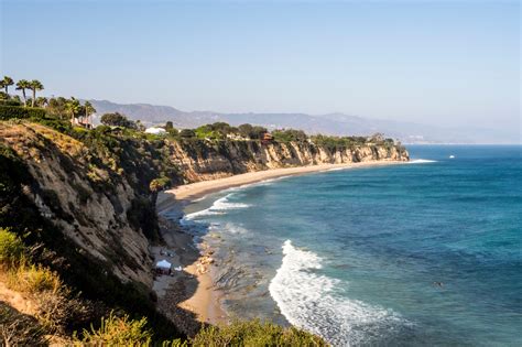 The secrets to getting into 3 hidden Malibu beaches - Curbed LA