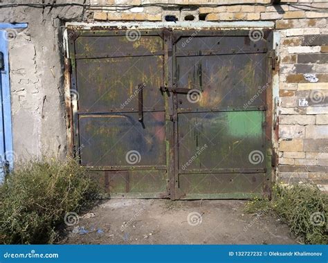 Old garage door stock photo. Image of paint, details - 132727232