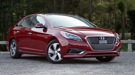 2016 Hyundai Sonata Hybrid - Driven Review - Top Speed