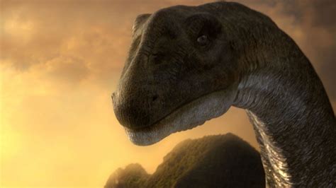 The Biggest Dinosaur EVER! | Planet Dinosaur | BBC Earth - YouTube