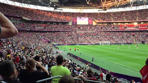 Wembley Stadium Football / Fans And Spectators At Wembley Stadium In ...