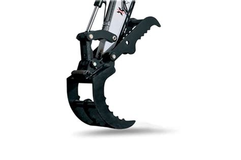 Three-Tine Grapple for Compact (Mini) Excavators - Bobcat Company