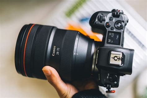 The Best Canon RF Lenses Available Right Now: 6 Top Picks