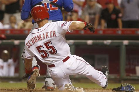 Padres sign Skip Schumaker to minor-league deal - MLB Daily Dish