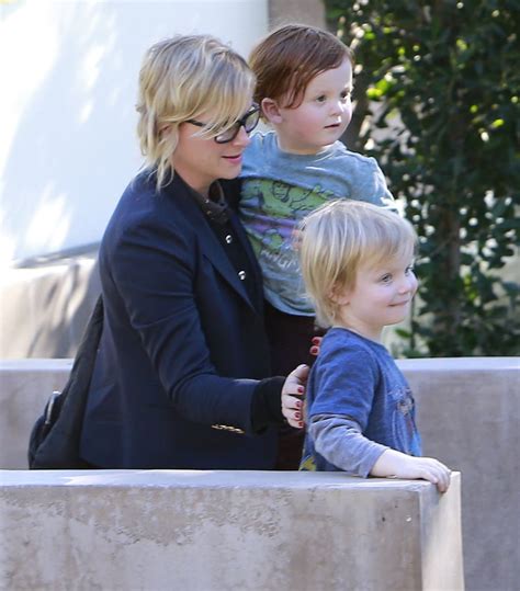 Amy Poehler | Celeb Parents Who Have Only Sons | POPSUGAR Family Photo 11