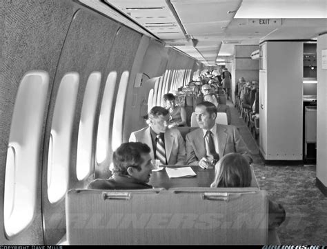 Travel: On-board a Boeing 747 – With Pan Am & United Airlines - Ultra Swank