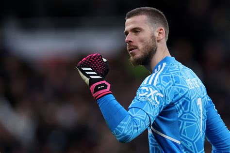 Manchester United goalkeeper David De Gea ready to snub Saudi Pro ...